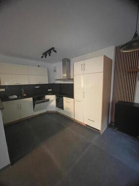 Foto - Moderner 2 Zimmer Küche, Bad Balkon Wohnung in Wiesbaden Biebrich