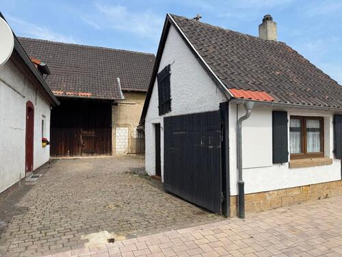 Foto - Scheune, Hof, Nebengebäude, 1 Zimmer mit Bad, Garten in Meckenh.