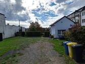 Foto - Kleines Einfamilienhaus mit großem Grundstück