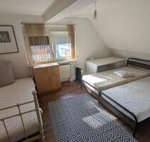 2 Zimmer Dachgeschoss Wohnung Bonames Frankfurt am Main