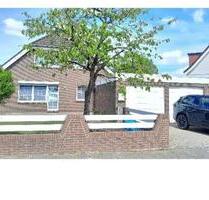 Komplett saniertes Einfamilienhaus in beliebter Lage in 27578 - Bremerhaven Leherheide