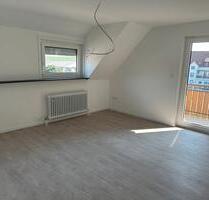 Erstbezug 3-Zimmer-Whg 60qm mit Balkon und Dachboden - Brackenheim