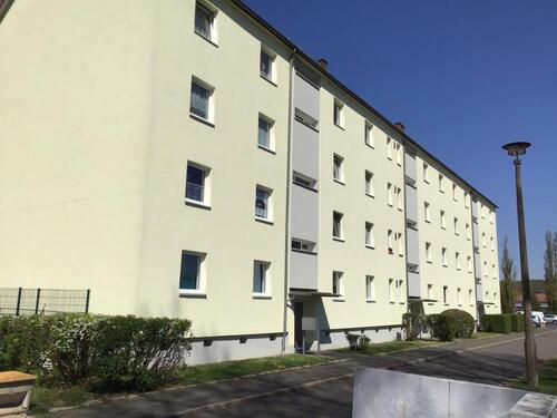 Foto - Schöne Drei-Zimmer-Wohnung mit Balkon ab 01.03.!