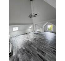 RENOVIERTE 4 ZIMMER WOHNUNG IN SIEGEN