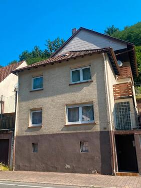 Foto - Großes EinZweifamilienhaus in Weidenthal, Bahnhofsnähe