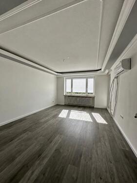 Foto - Sanierte 3-Zimmer Wohnung mit Balkon & Klimaanlage in Achim