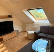 Helle 4-Zimmer Dachgeschosswohnung, ruhige Lage in Allach - München Allach-Untermenzing