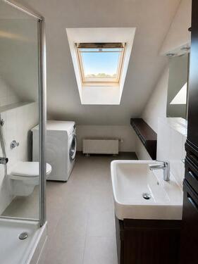 Foto - 4 Zimmer Dachgeschoßwohnung zur Miete in München