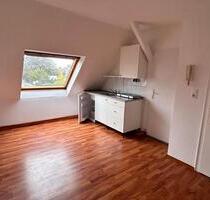 Vegesack Fußgängerzone kleine 2 Zi DG Wohnung,max.1 Pers. - Bremen