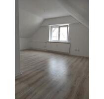 2-Zimmer Wohnung in Gochsheim DG 45qm renoviert im 3-Familienhaus