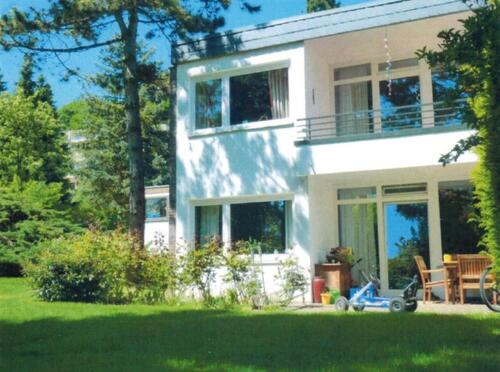 Foto - EFH auf tollem Grundstück im Georgenborner Schlosspark zur Miete