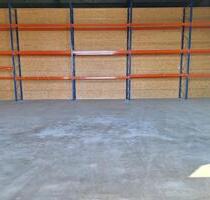 Halle zu vermieten - 1.100,00&nbsp;EUR Kaltmiete, ca.&nbsp; 225,00&nbsp;m&sup2; in Bönnigheim (PLZ: 74357)