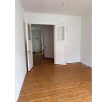 Altbauwohnung in Moers - 720,00&nbsp;EUR Kaltmiete, ca.&nbsp; 95,00&nbsp;m&sup2; in Duisburg (PLZ: 47443) Hochheide