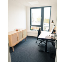Einzel- oder 2er-Büro zu vermieten – ruhig & hell! - Korbach