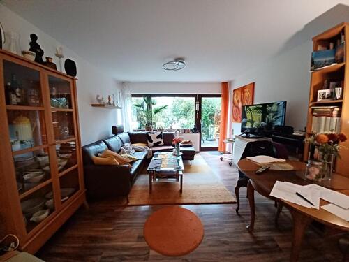 Foto - Attraktive 2-Zi-Wohnung mit Terrasse in ruhiger, sonniger Lage