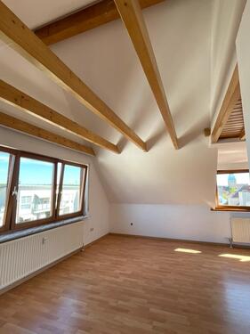 Foto - 2 Zimmer Dachgeschoßwohnung zur Miete in Pleidelsheim