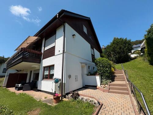 Foto - Familienfreundliches, freistehendes Einfamilienhaus