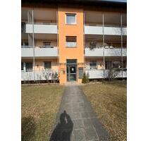 3-Zimmer-Wohnung mit großem Balkon und Garage - Feucht