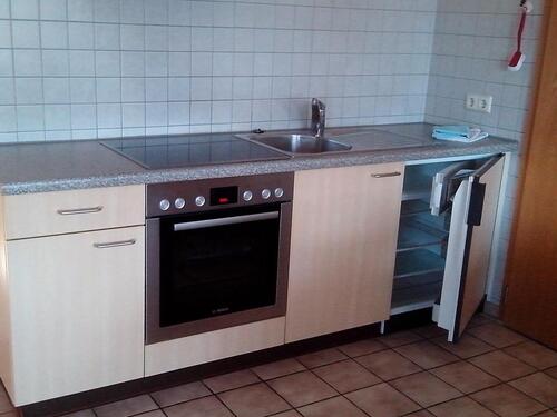 Foto - Wohnung 80 qm 2 Zimmer Balkon - 580,00&nbsp;EUR Kaltmiete, ca.&nbsp; 80,00&nbsp;m&sup2;