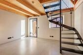 Foto - Tradition neu interpretiert: 3,5-Zimmer-Maisonette-Wohnung in historischem Bauernhaus