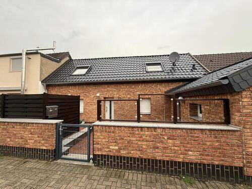 Foto - Haus zur Miete Köln Worringen Altbau saniert