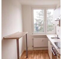 3-Raum-Wohnung mit Einbauküche im ruhigen Wohnhaus - Güstrow