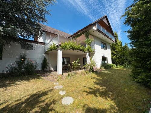 Foto - Gartenparadies mit Blick über das Leinetal am Bierberg Dassel