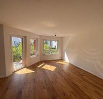 Saniert, ruhig, grün, zentrale 3 Zimmer Wohnung - Böblingen