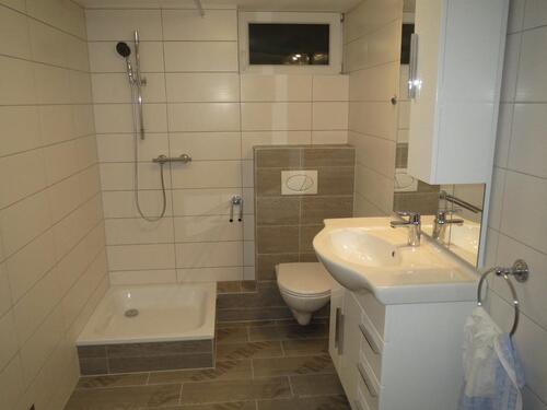 Foto - Möbliertes Zimmer, mit neuem Bad, inkl. Strom u. Internet, in Offenbach-Bürgel