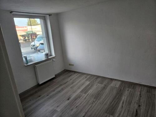 Foto - 2,5 Zimmer Küche Badezimmer - 750,00 EUR Kaltmiete,