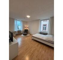 Neu renovierte 1-Zimmer-Wohnung in Bestlage - voll möbliert - Frankfurt am Main Nordend Ost