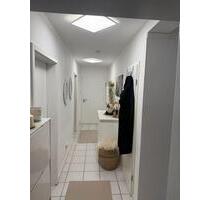 Wohnung zu vermieten - 750,00&nbsp;EUR Kaltmiete, ca.&nbsp; 81,00&nbsp;m&sup2; in Bergneustadt (PLZ: 51702)