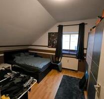 Dachgeschoss Wohnung ab 01.01.2026 frei - Barendorf