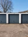 Foto - Garage Stellplatz Auto Motorrad Roller Mofa Lagerraum Parkplatz