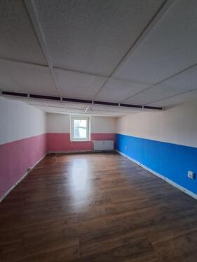 Foto - Renovierungsbedürftige 3-Zimmer-Wohnung in Genthin – 95 m² – Mühlenstraße 22