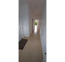 Schöne Erdgeschosswohnung mit Terrasse und kleinem Garten - Koblenz Lay