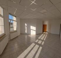 Durchstarten in Thalheim mit Praxis Büro Studio Kanzlei Laden - Thalheim/Erzgebirge