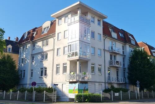 Foto - Helle 2 Zimmerwohnung mit Parkettboden, Fußbodenheizung und Balkon