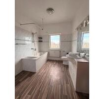 3-Raum Wohnung EBK mit Balkon - 420,00&nbsp;EUR Kaltmiete, ca.&nbsp; 86,00&nbsp;m&sup2; in Magdeburg (PLZ: 39118) Lemsdorf