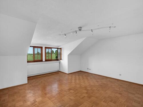 Foto - 4-Zimmer-Wohnung mit Küche, Garage, und Gartenanteil in Riedbach