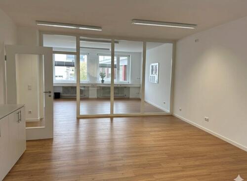 Foto - Großzügiges helles Büro, Innenstadtlage, nahe Bahnhof