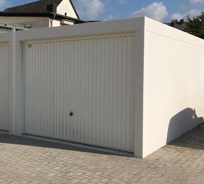 Foto - neuwertige abschließbare Garage