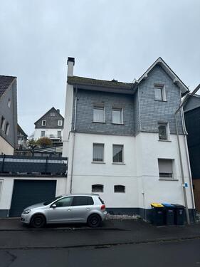 Foto - Einfamilienhaus, 2020 modernisiert in zentr. Lage in Geisweid