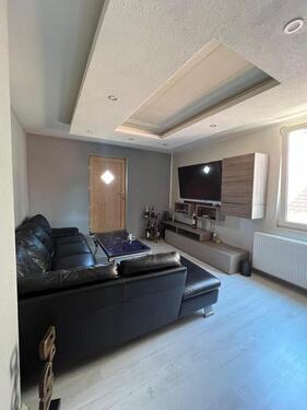 Foto - Charmante, renovierte 3-Zimmer wohnung mit Garage und Stellplatz!