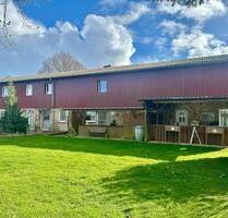 3-Zimmer-Obergeschosswohnung in Pahlen mit Terrasse & eigenem Stellplatz zu vermieten