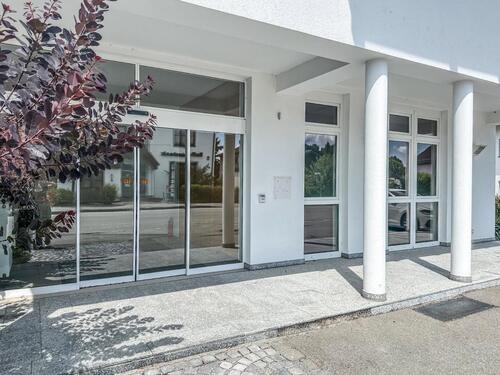 Foto - Helle Büro - oder Praxisräume in Parkstetten zu vermieten