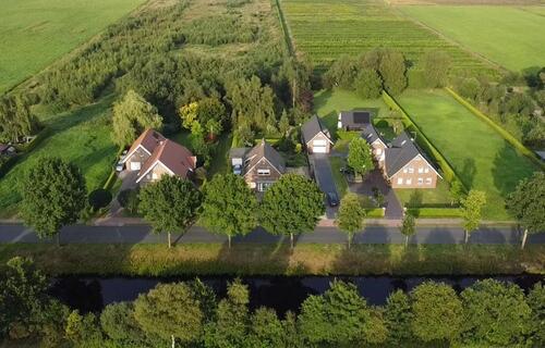 Foto - Großes Haus mit 178 m², am Kanal mit Wintergarten, schöner Garten