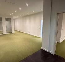 Barrierefreie Gewerbefläche für Büros oder Praxen mit ggfls. Kundenverkehr - Neuried