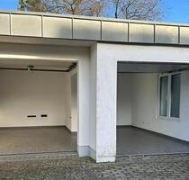 gedämmte Doppel Garage mit Strom und elektrischen Toren - Drolshagen