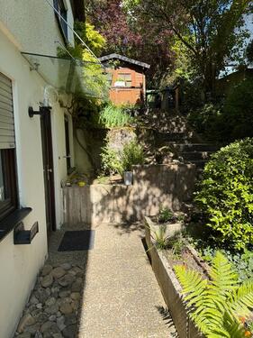 Foto - 2-Zimmer Erdgeschosswohnung mit Terrasse & Grünfläche